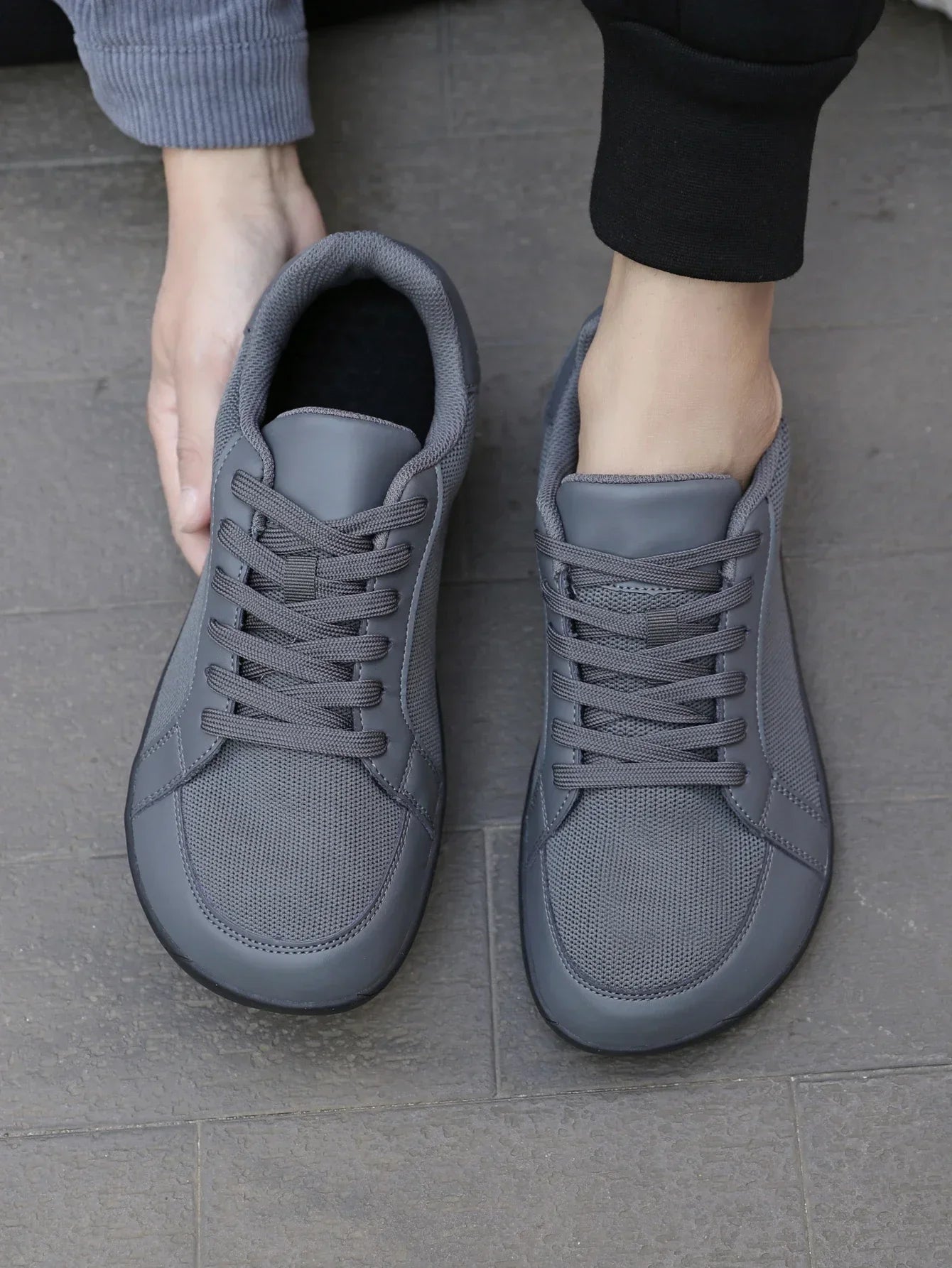 Wide Toe Casual Shoes for Men and Women Barefoot Soft Sole Flats Non Slip Walking Footwear Plus Size Comfortable