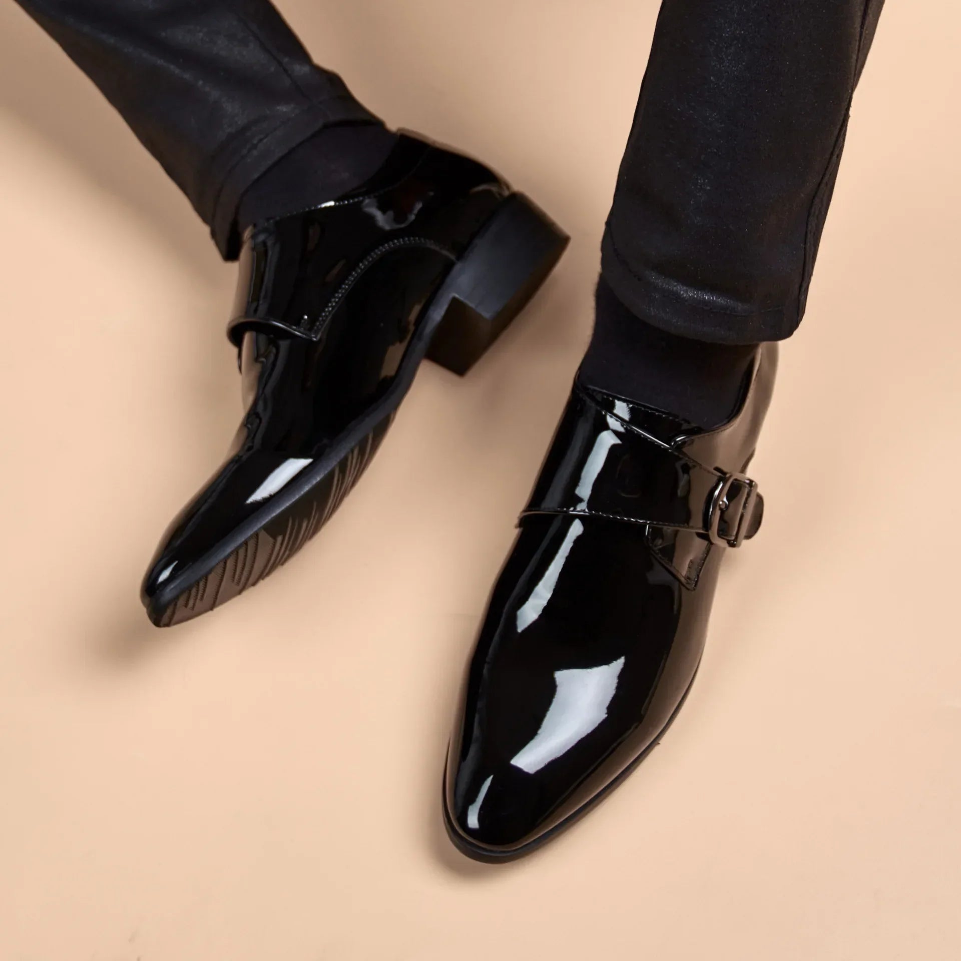 Men's Leather Shoes Business Formal Korean Trend Painted Leather British Casual Suit Sharp Head Wedding Support Rubber Sole