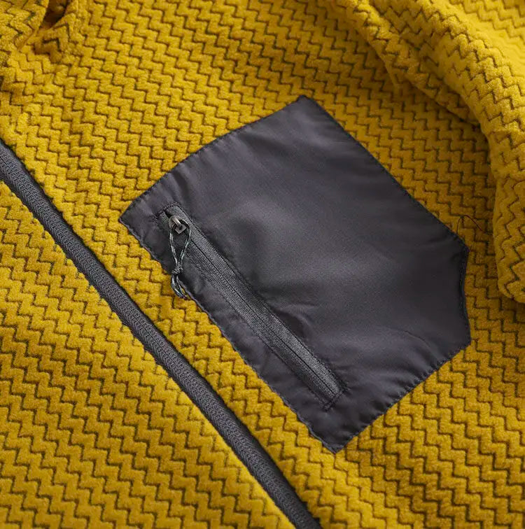 2026 Outdoor Men's and Women's Leisure Sports Fishing Travel Trend Mountain Grab Velvet Hooded Wavy Camping All-match Jacket
