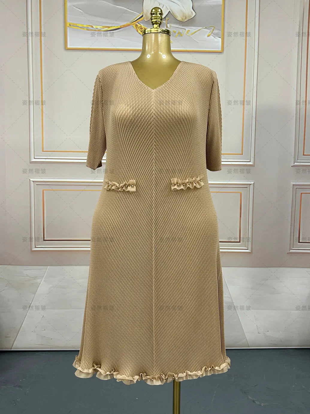 Miyake Pleated Dresses 2026 New Elegant V-Neck Fashion Plus Size Elastic European Women's Elegant Ball Gown Knee-Length Dress