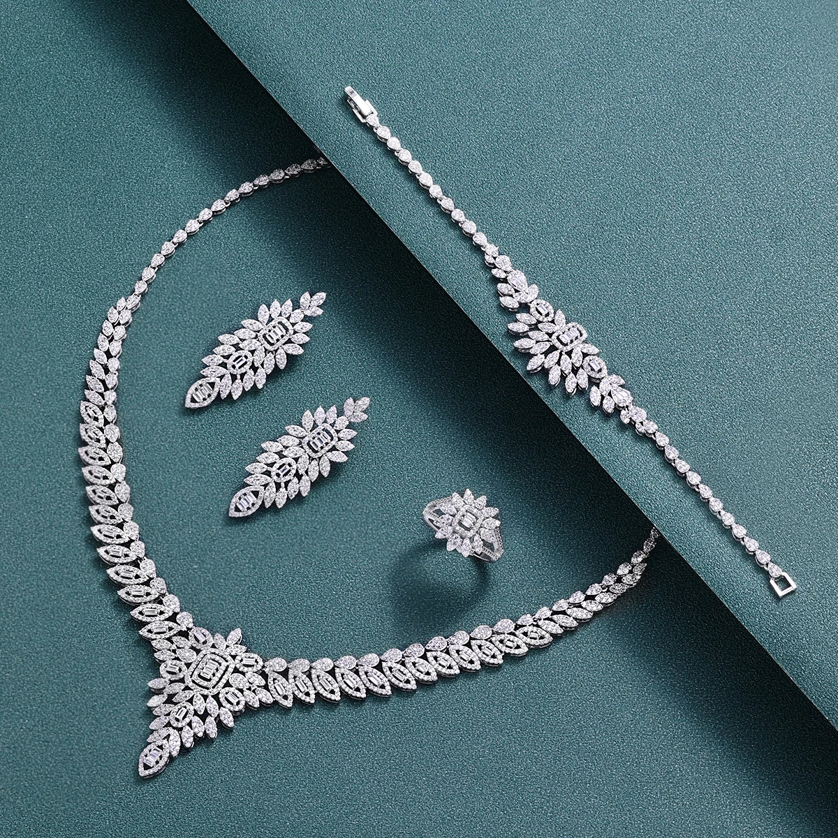 2024 Wedding Jewelry Necklace Sets for Women AAA Cubic Zirconia Bridal Jewellery Set Dubai Saudi Party Engagement Accessory