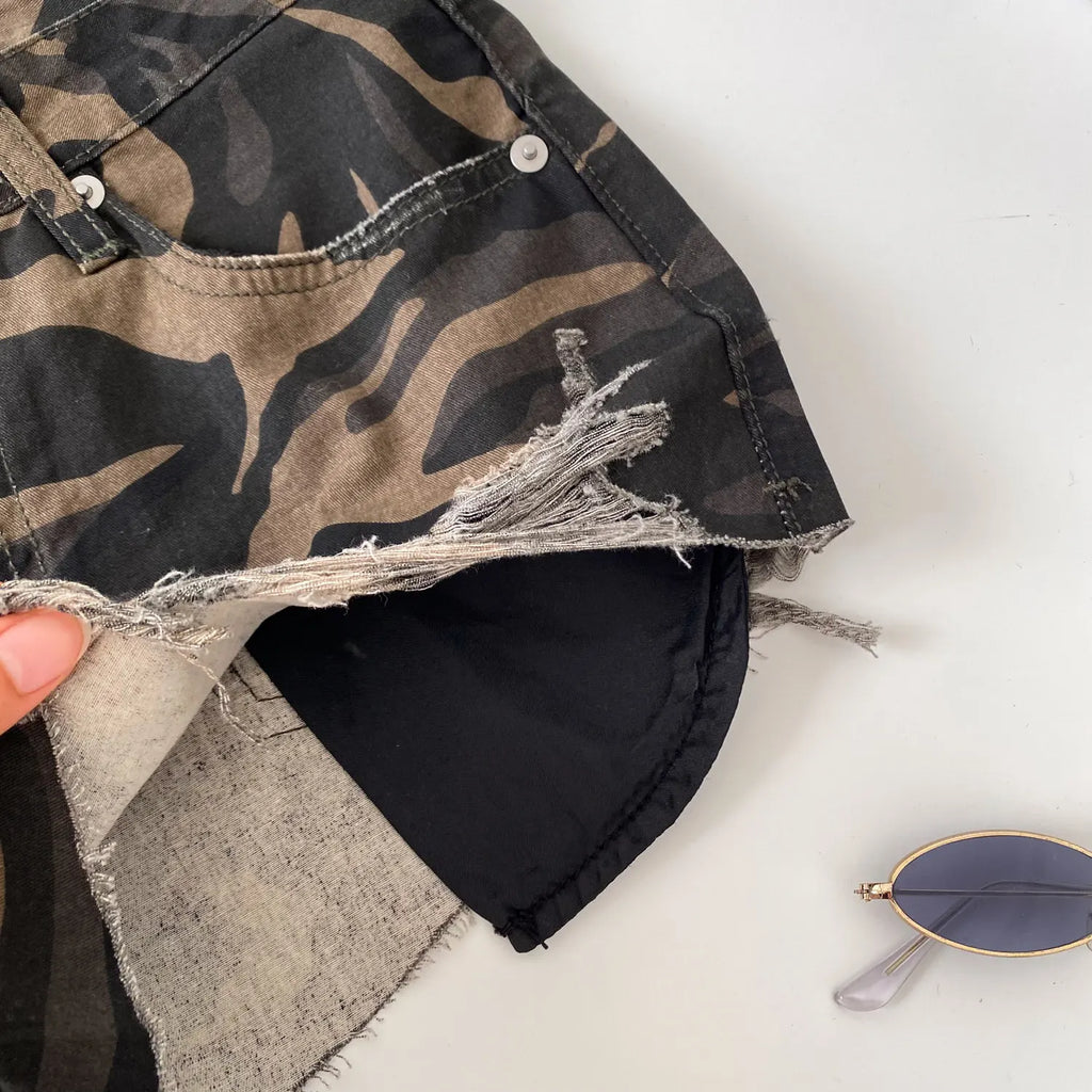SINGREINY American Retro Camouflage Mini Shorts 2026 Ladies Hollow Out Slim Beach Pants Hot Girl Sexy Print Denim Shorts