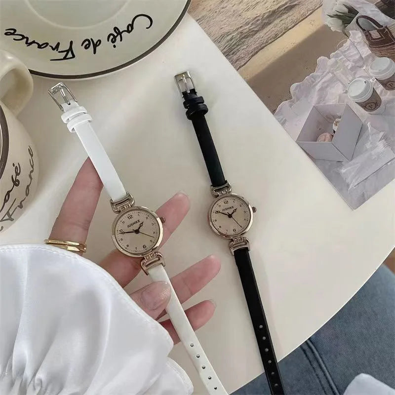 Simple Women's Watches Small Round Ladies Bracelet Watch PU Leather Thin Retro Quartz Wristwatch for Women Girls Gifts