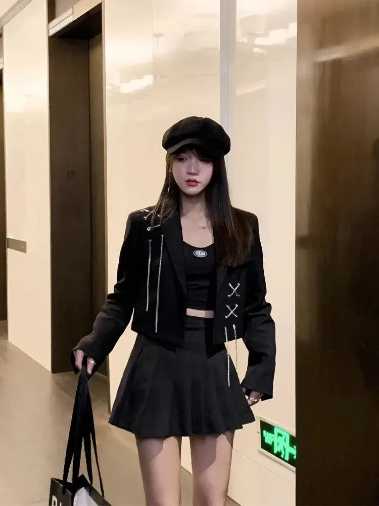 Women Punk Gothic Cropped Blazer with Metal Chain Tops Autumn Chic Patchwork Suit Office Lady Commute Short Jackt Streetwear