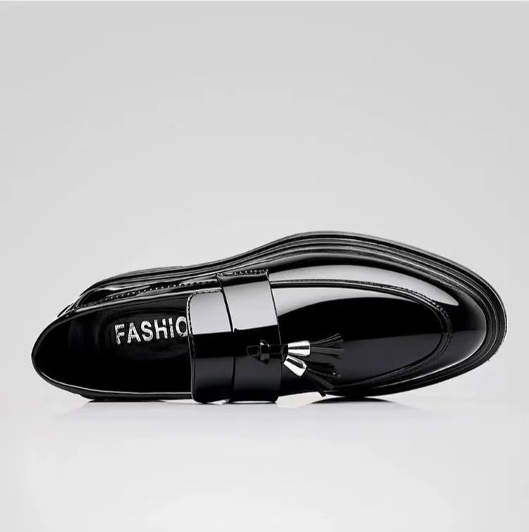 Black Social Shoe for Men Casual Business Patent Leather Bright Upper Dress Shoes Man New Low Price 39 Suit Cheap Liquidation