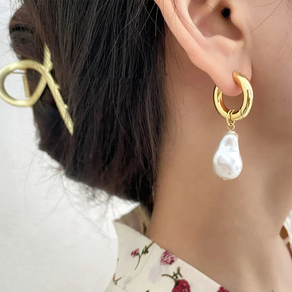 European Retro High-end Asymmetrical Pearl Earrings for Women Titanium Steel Earrings Long Earrings Sassy Earrings Non-fading