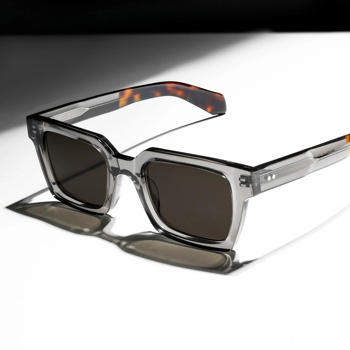 VZONE Acetate Frame Glasses for Men Oversized Polarized Sunglasses Women Trendy Retro Wide Keyhole Bridge UV400 Protection