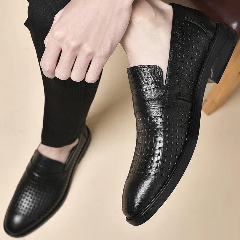 Italian Mens Casual Leather Outdoor Shoes Breathable Casual Hollow Out Men's Soft Bottom Shoes Comfy Flat Designer Walking Shoes