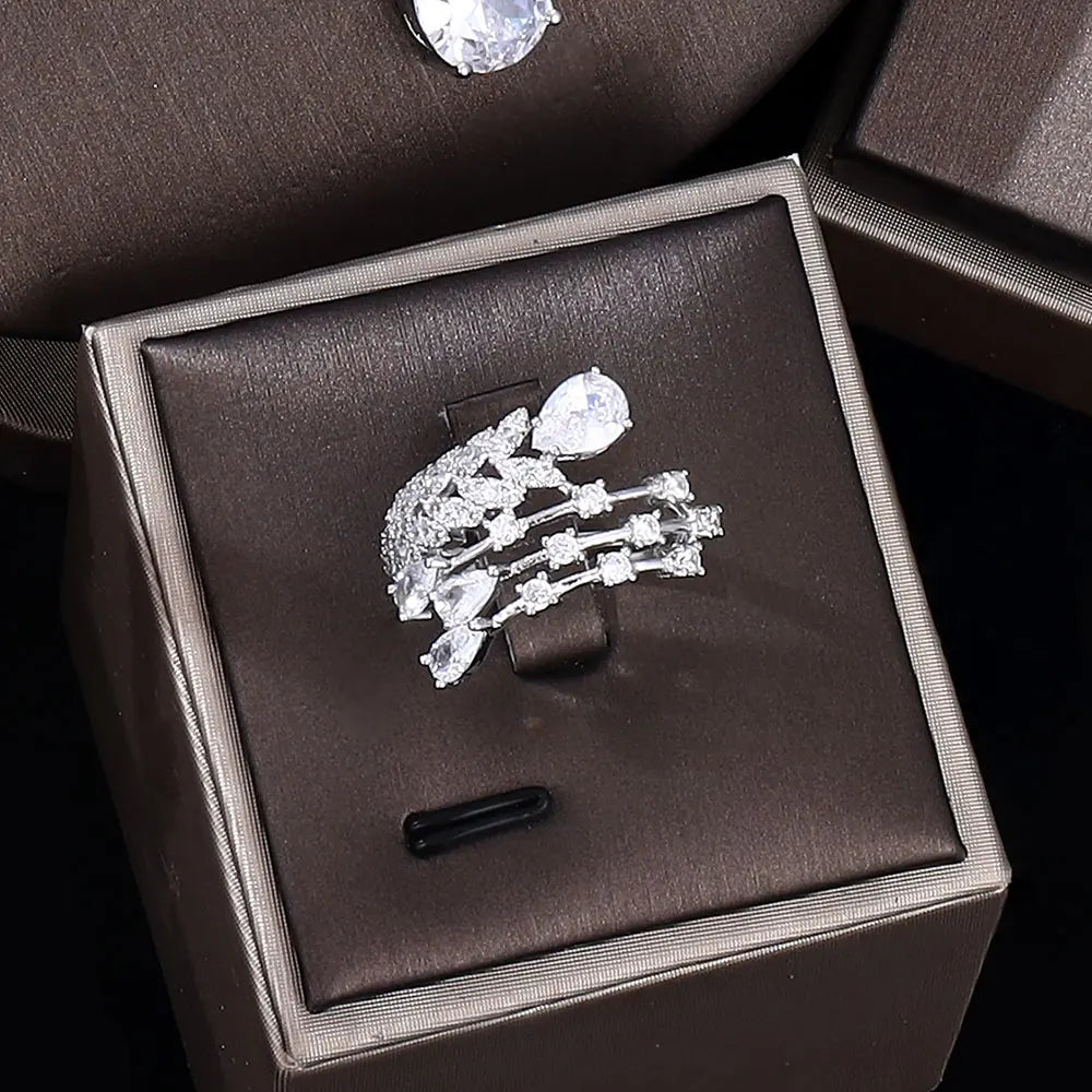 2023 Best selling African 4-piece Bridal Jewelry Set New Fashion Dubai Jewelry Set Women's Wedding Party Accessories Design