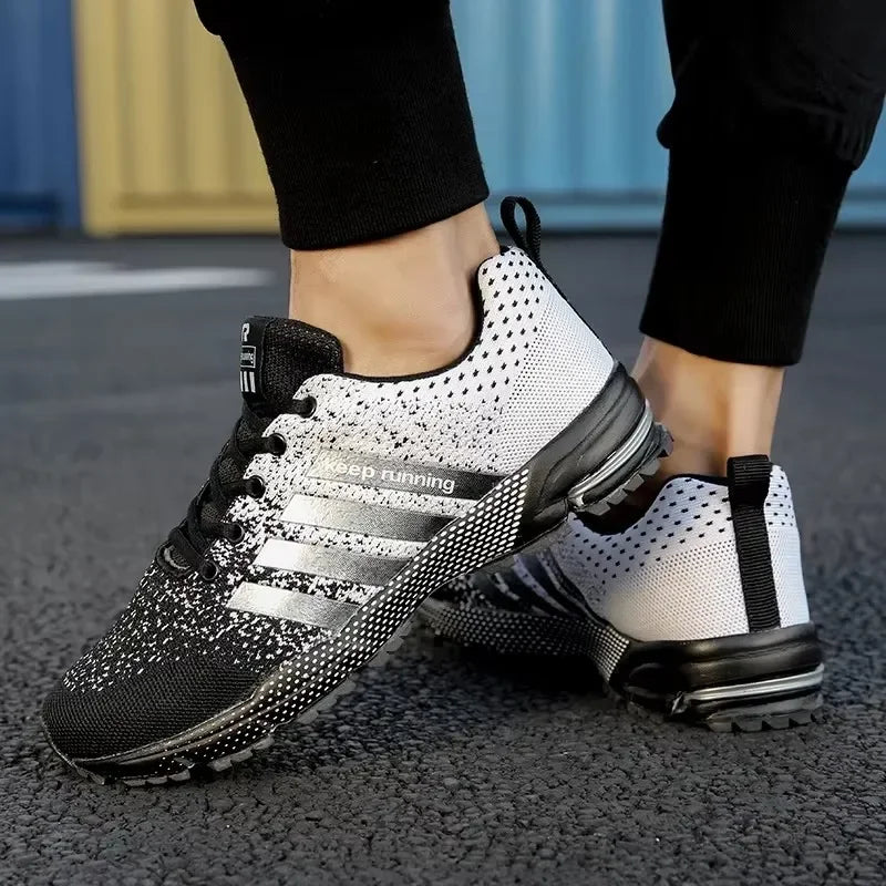 Men's Explosive Street Eye Catching Design Board Shoes with Unique Color Matching Breathable Comfortable Anti Slip Walking Shoes