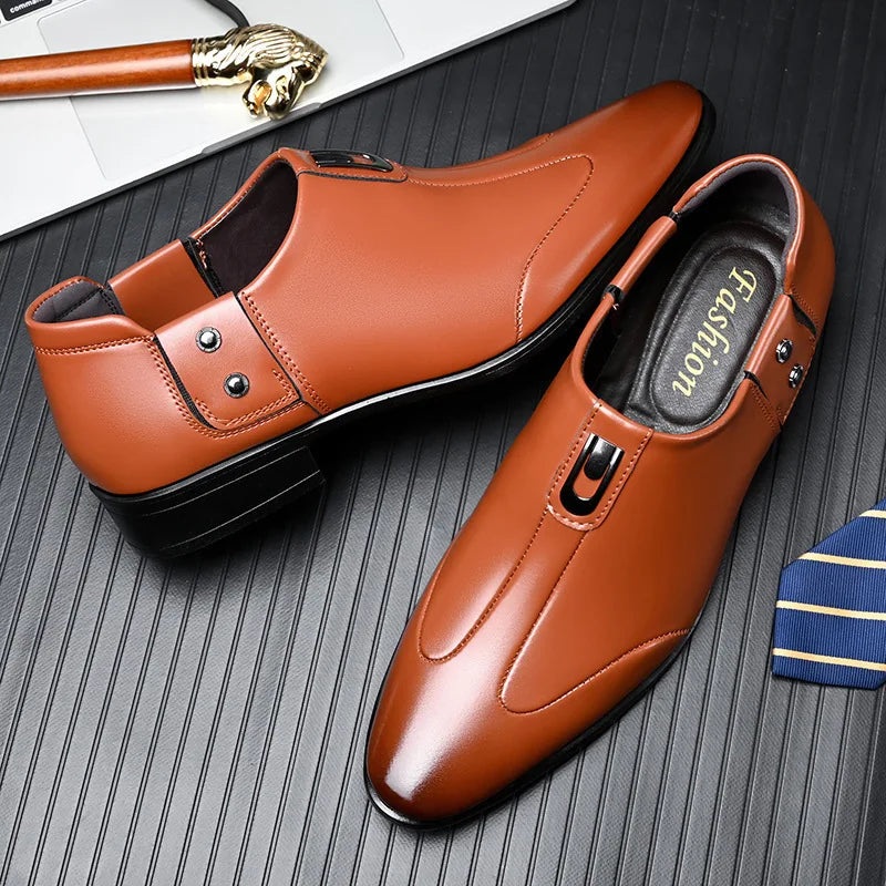 Patent Leather Casual Business Shoes for Men Solid Color Fashion Leather Shoes Male Spring Autumn New Designer Brogue Shoe Man