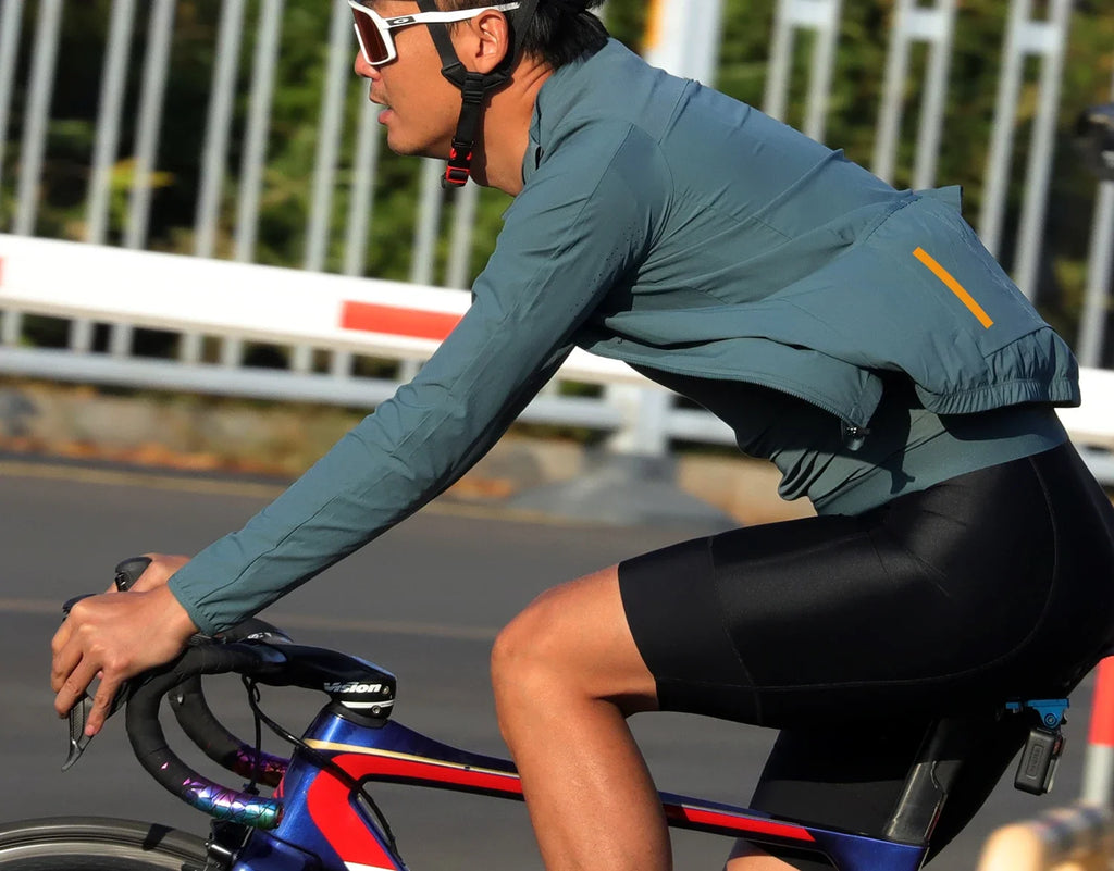 2022 New 3 Season New Lightweight Windproof Cycling Jacket bicycle Wind Jacket Stretch Fabric With 3 Back pocket