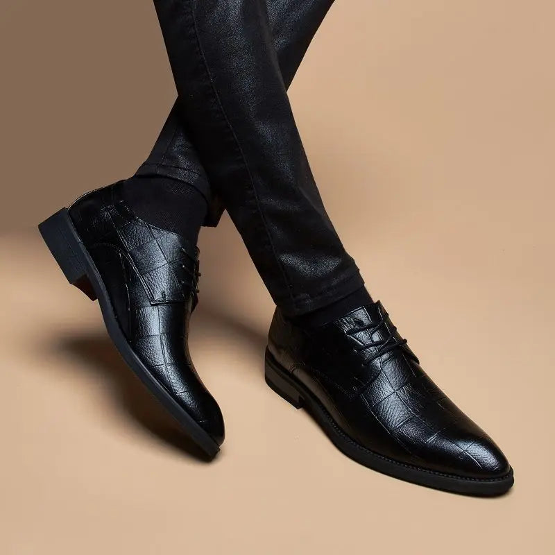 Business Formal Men's Pointed Toe Loafers with Invisible Heel Lift Korean Style Versatile Wedding Shoes for Youth Trendy Design