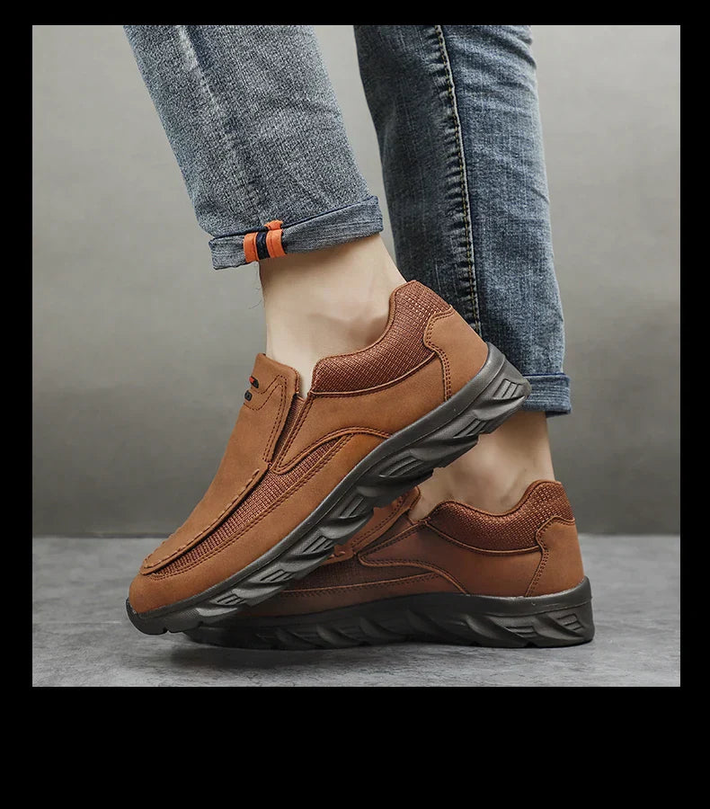 Men Sneakers Light Loafers Slip on Casual Shoes for Men Comfortable Walking Luxury Brand Male Business Shoe Driving Footwear