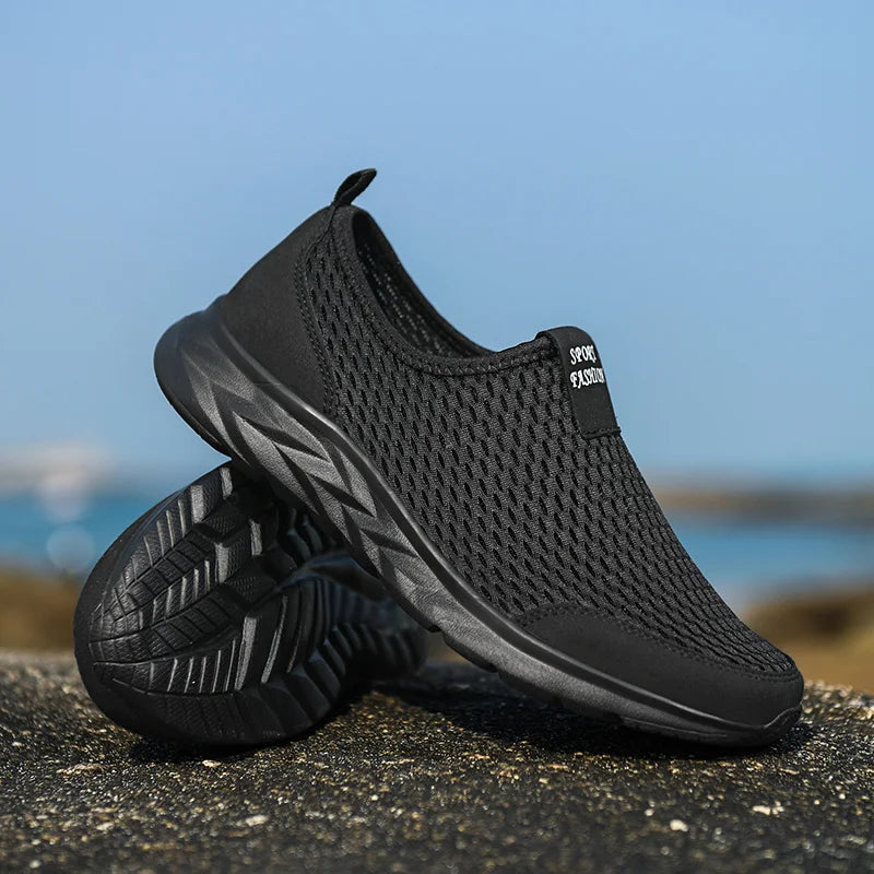 Men's Sneakers Breathable Mesh Men Casual Shoes Outdoor Non-Slip Big Size Loafers Walking Lightweight Male Tennis shoes