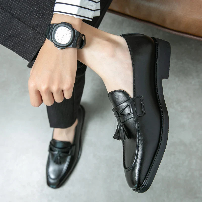 Mens Luxury Tassel Flats Leather Casual Office Designer Brogue Loafers Moccasin Wedding Oxford Footwear Dress Shoes for Men 2022