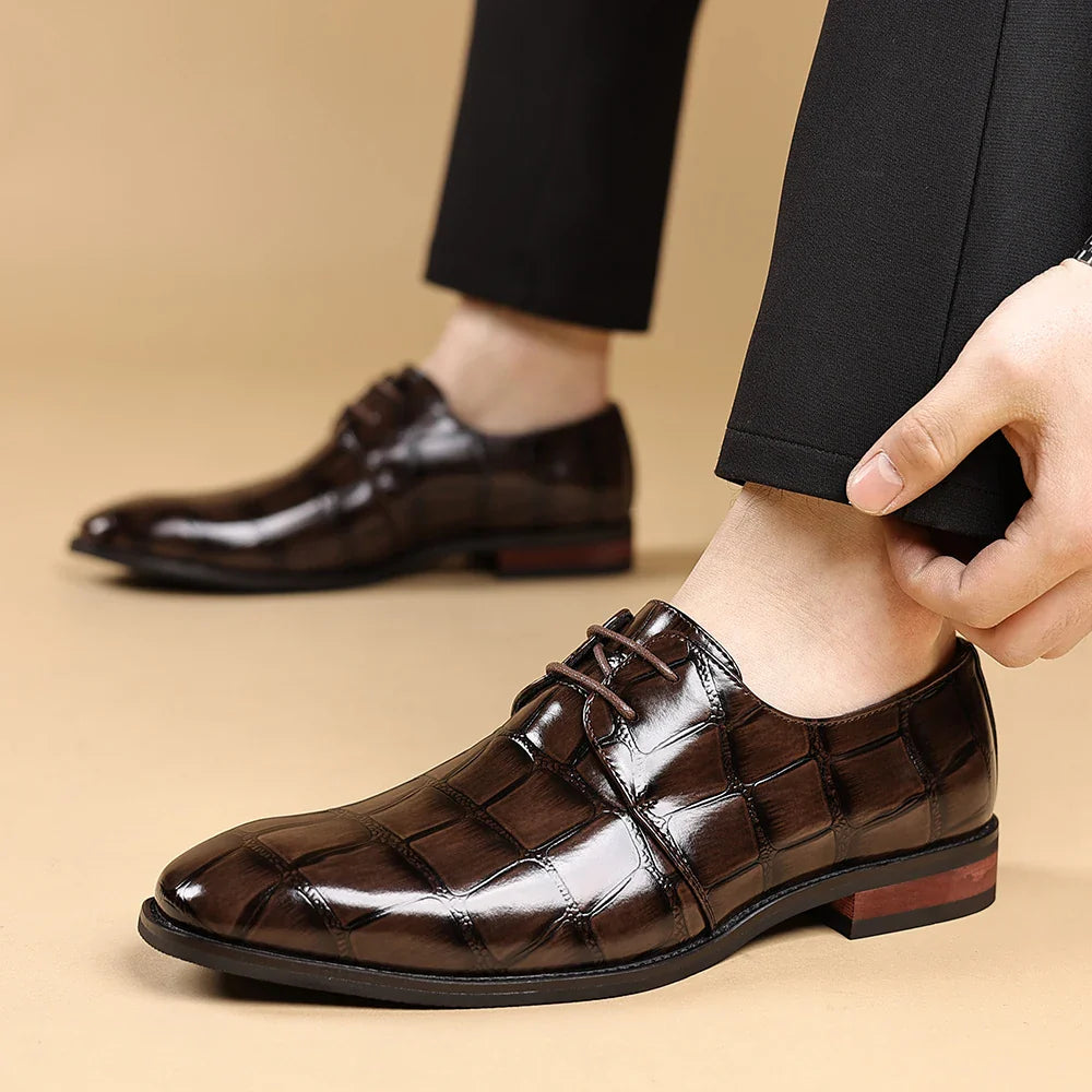 Fashionable Crocodile Print Men's Solid Color Leather Oxford Shoe Formal Business Lace -Up Office Shoe Comfortable Wedding  Shoe