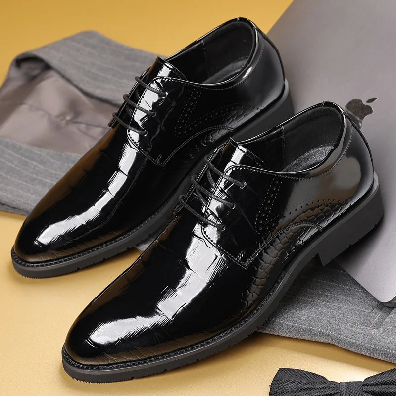 New Designer Autumn Collection British-style Men's Dress Shoes Fashion Patent Leather Commuter Shoes Male Black Casual Shoe Man