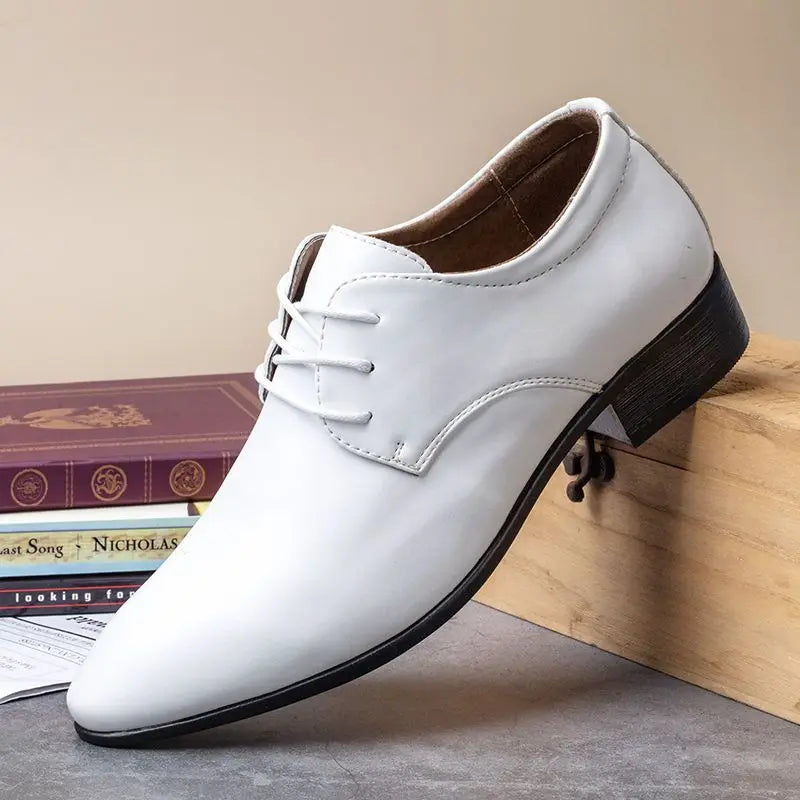 Men's Red Patent Leather Wedding Groomsmen Shoes Low Block Heel Business Formal Dress Shoes Trendy Casual Footwear