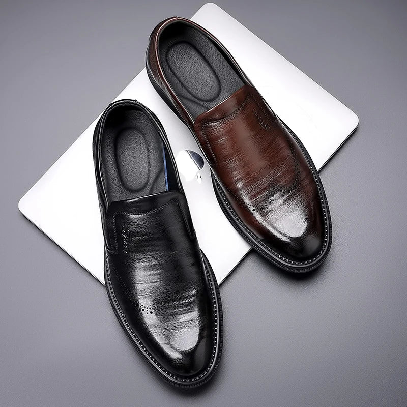 British Style Brand Men's Dress Shoes Fashion Patent Leather Men Business Flat Shoes Breathable Men Formal Office Working Shoes