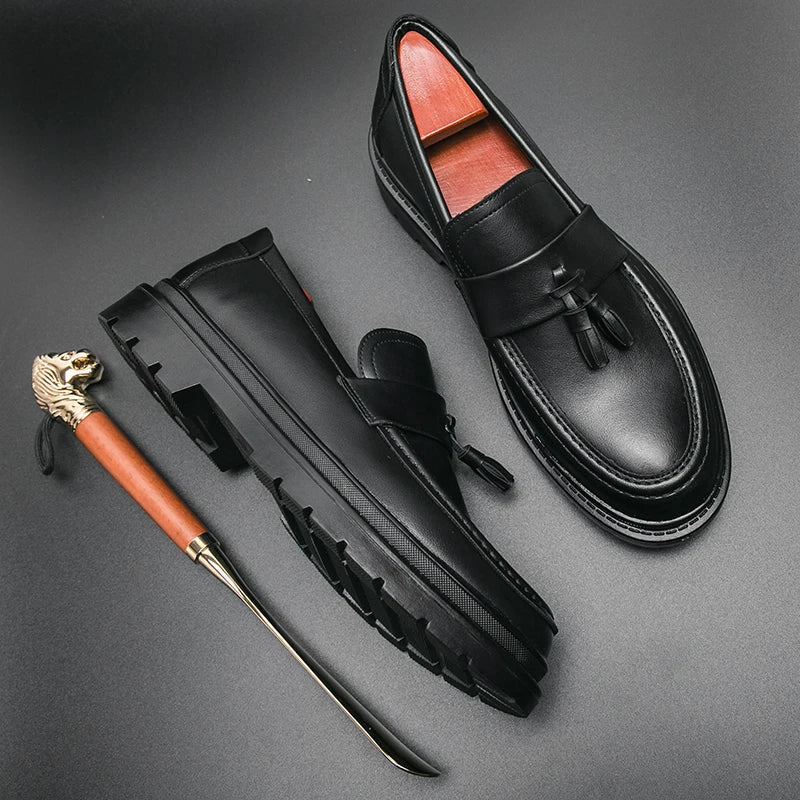 Tassel Loafers Men Platform Thick-soled Formal Business Shoes Slip-on Comfortable Mens Leather Wedding Casual Shoes Oxford Shoes