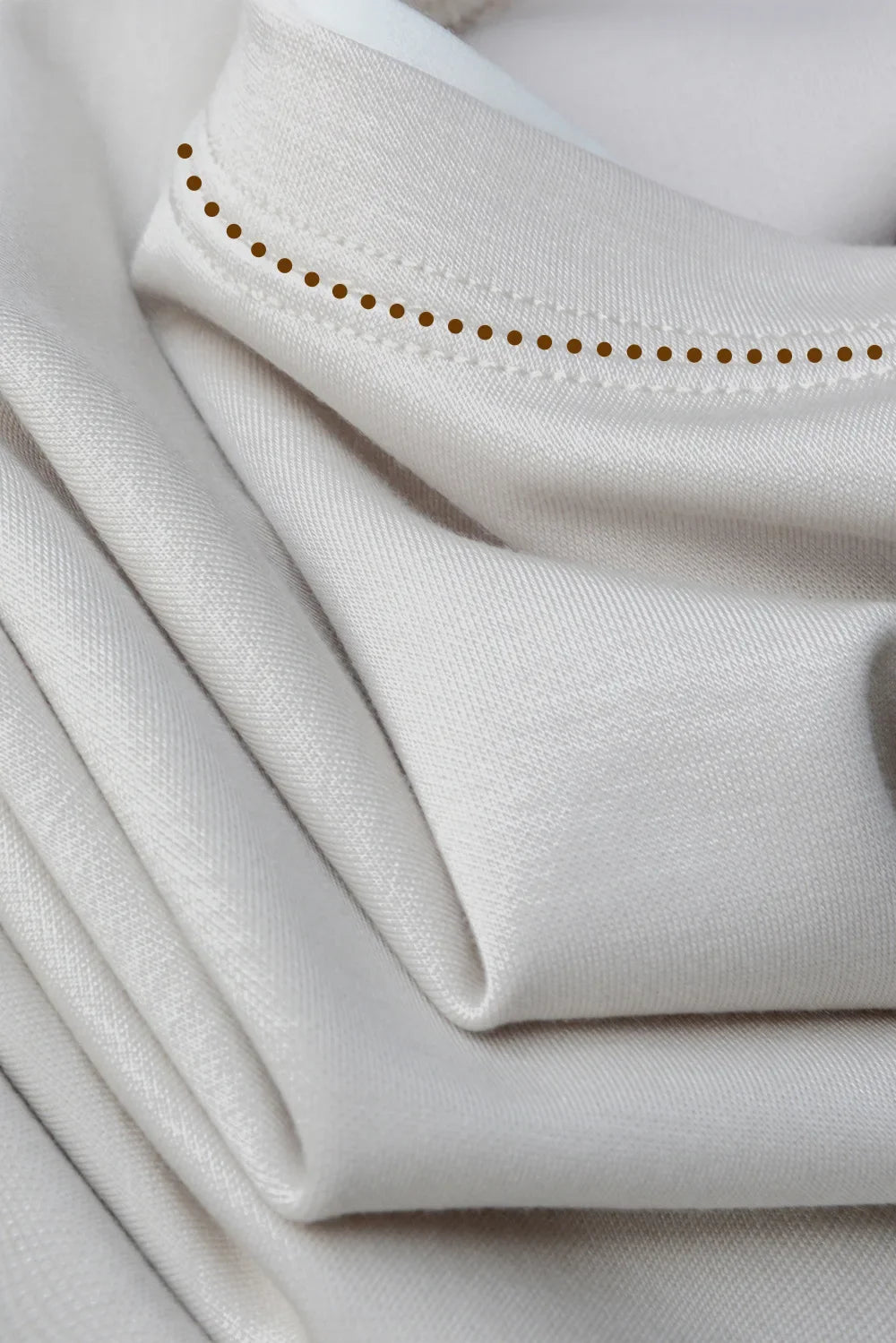 Shape-Retention & Pilling-Resistant Long-Sleeve Tee: Contrast Collar Design + Stretchy Fit Men's Undershirt