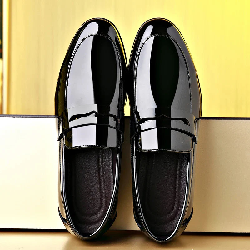 New Summer Men's Casual Shoes Breathable Walking Shoes Fashion Male Loafers Outdoor Non-slip Business Footwear Man Slip on Flats