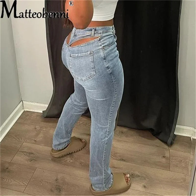 سراويل جينز نسائية مجوفة عتيقة من الدنيم للسيدات