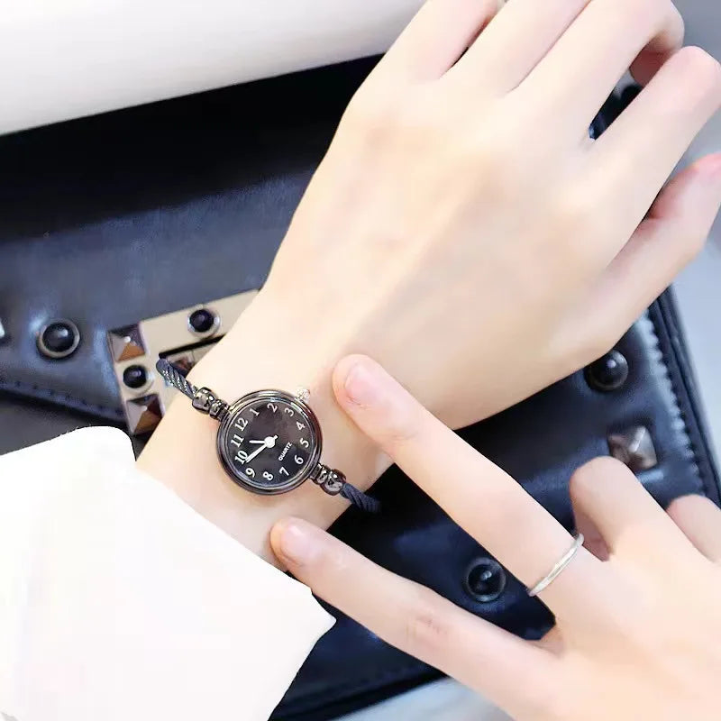 Luxury Women's Watch Small Gold Bangle Bracelet Watches Stainless Steel Retro Ladies Quartz Wristwatch Female Thin Chain Clock