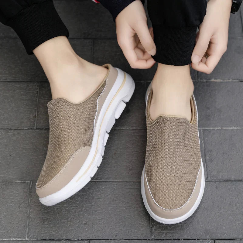 Men Slippers Summer Breathable Home Indoor Slippers Men Thick Bottom Slides Fashion Couple Walking Shoes