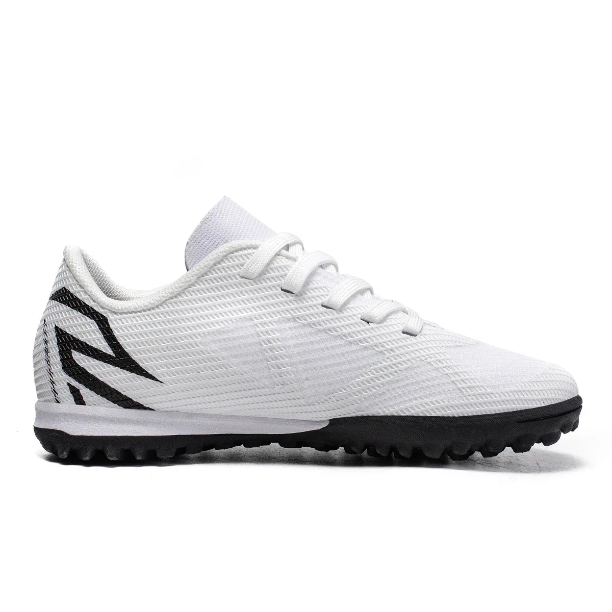 Low-top, soccer shoes, unisex, TF and FG, slip-resistant and wear-resistant, available in 3 colors. Sole spikes Not above ankle