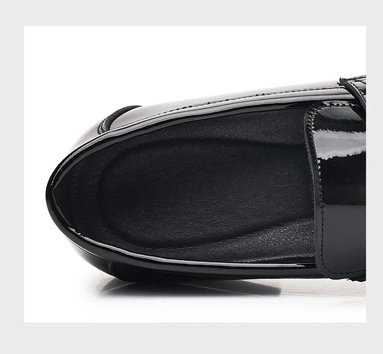 Spring Autumn New Patent Leather Shoes for Men Solid Color Fashion Wedding Shoes Male Low Top Casual Loafers Man