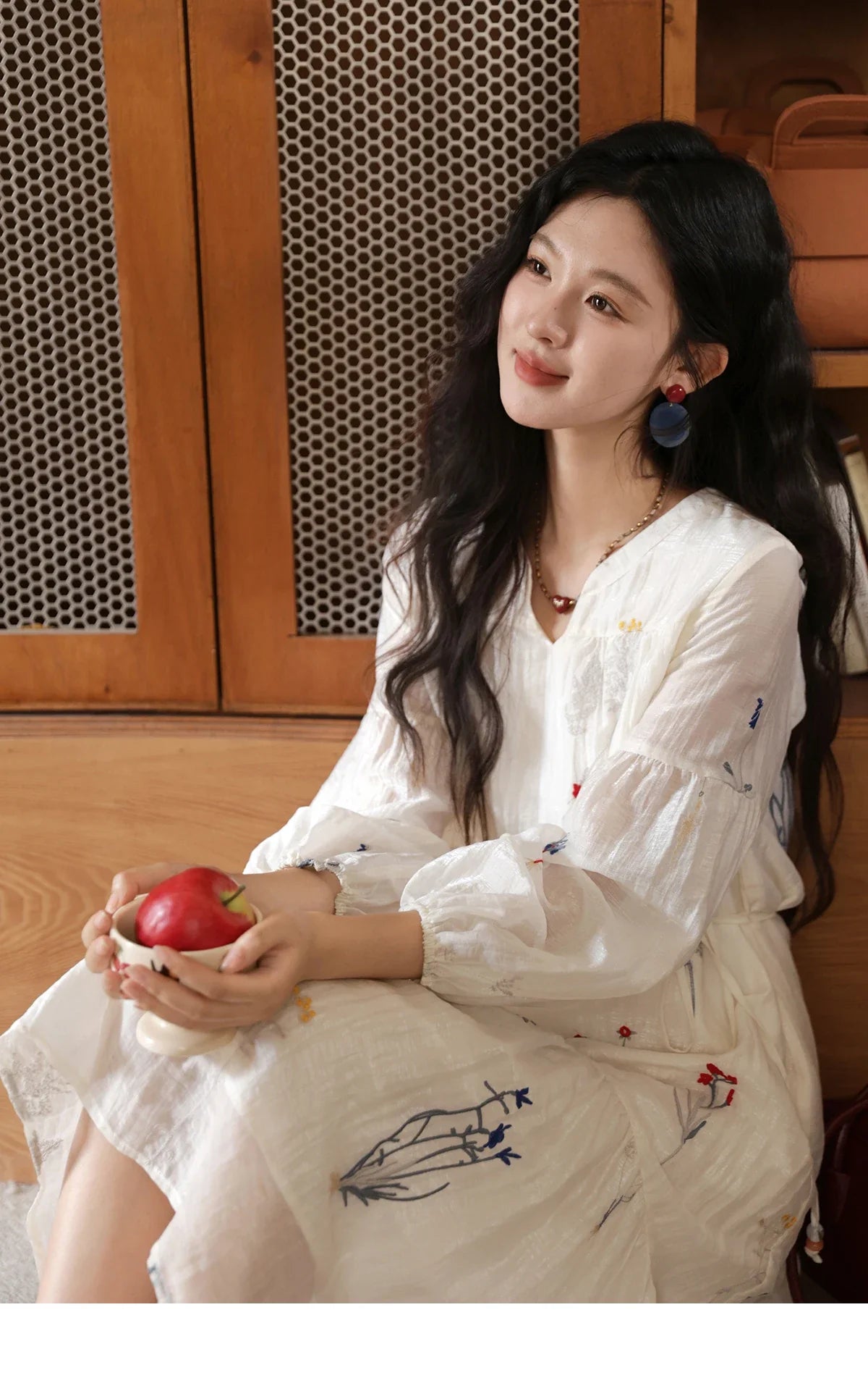 Beige Flower Embroidered Dress for Women 2025 Autumn Curved Collar Lantern Sleeves Tied Waist Long Dresses MXE41L2487