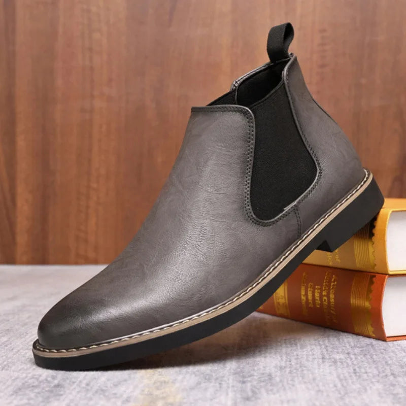 Men Autumn Winter New Leather Boots Trendy Versatile Comfort Footwear High Top British Style Short Boots Casual Light Male Shoes