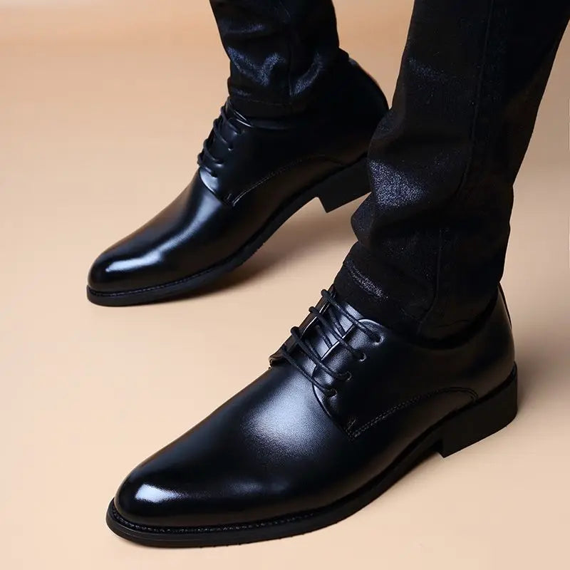 Business Formal Men's Pointed Toe Loafers with Invisible Heel Lift Korean Style Versatile Wedding Shoes for Youth Trendy Design