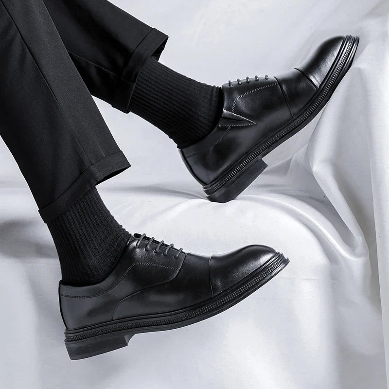Brand Men Genuine Leather Shoes Black Wedding Bride For Formal Party Dress OEM Italian Men Shoes Casual Soft Casual Shoes