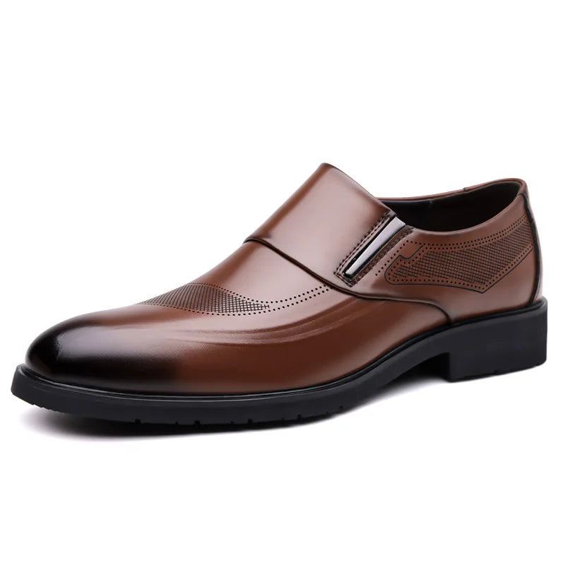 2026 New Designer Leather Shoes for Men Spring Autumn Business Casual Shoes Male Fashion Solid Color Wedding Shoe Man