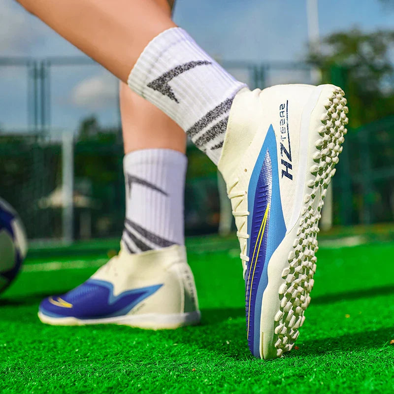 Men Football Boots New Society Indoor Cleats Professional Tenis Resistant Breathable Match Training Male Football Shoes Sneakers