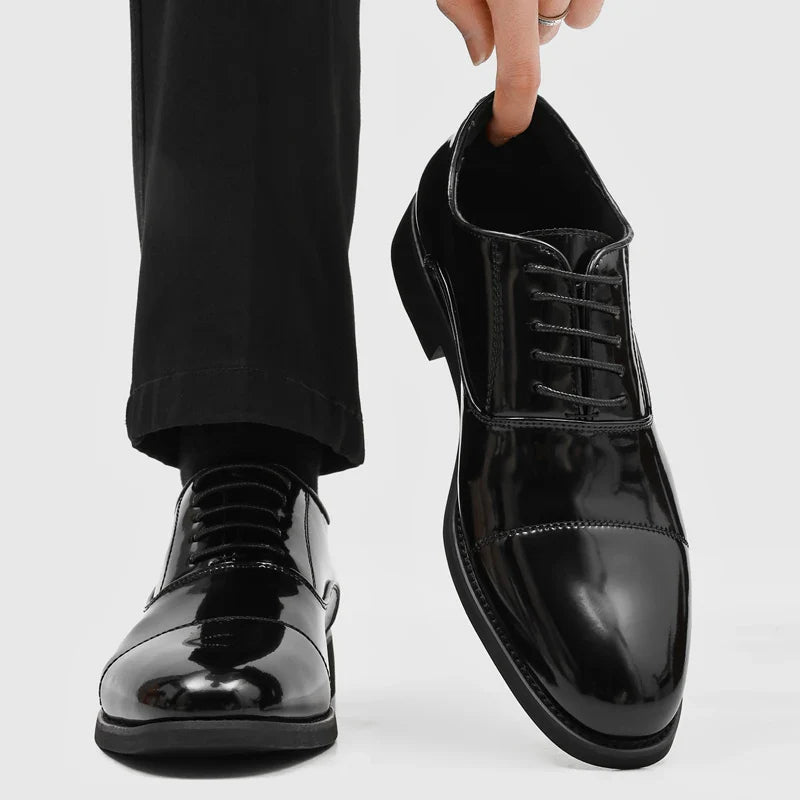 Men's Dress Shoes Size 38-46 Fashion Man Pointed Toe Oxford Shoes Lace-Up Brogue Footwear Buckle Business Wedding Shoes Sneakers