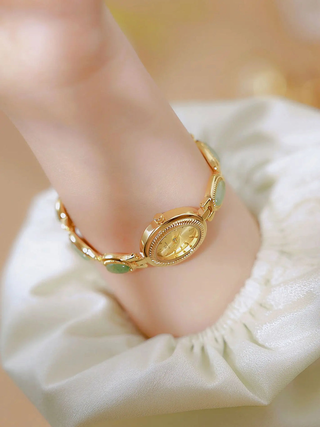 Women's Watch Ladies Bracelet Luxury Brand Waterproof Retro Natural Dongling Stone Hotan Jade Advanced Chain Watches Gift