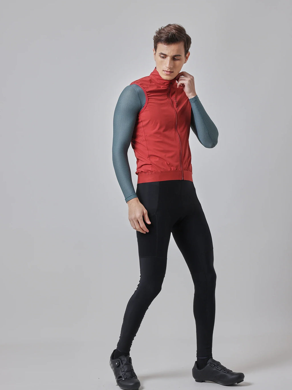 2022 New Pro Lightweight Windproof Cycling Gilet Man's Cycling Windbreaker Vest  Breathable and Easy To Carry