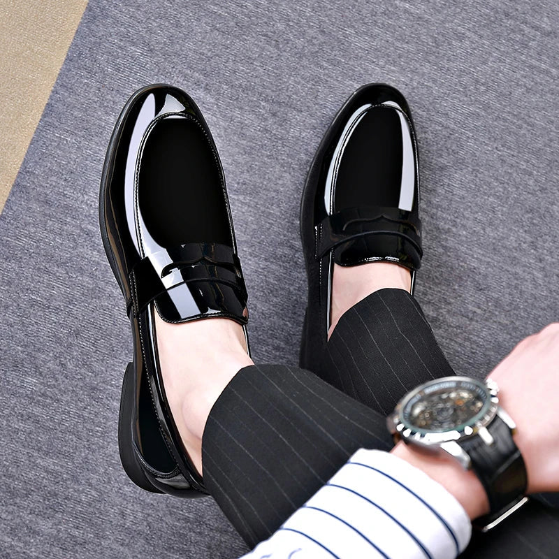New Summer Men's Casual Shoes Breathable Walking Shoes Fashion Male Loafers Outdoor Non-slip Business Footwear Man Slip on Flats