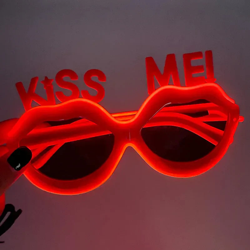 LED Just Married Glasses Wedding Bride To Be Surprise Gift Couple Glasses Souvenirs Glowing Heart Glasses Married Sunglasses