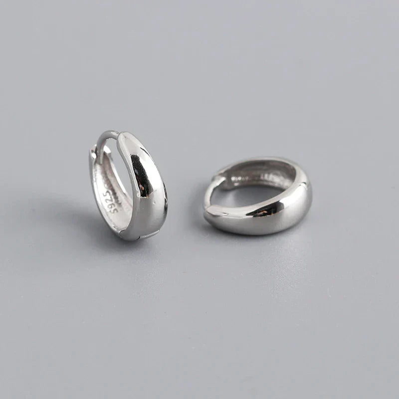 925 Sterling Silver Simple Wide Huggies Gothic Hoop Earrings for Women European Unisex Piercing Rock Jewelry Ear Buckles