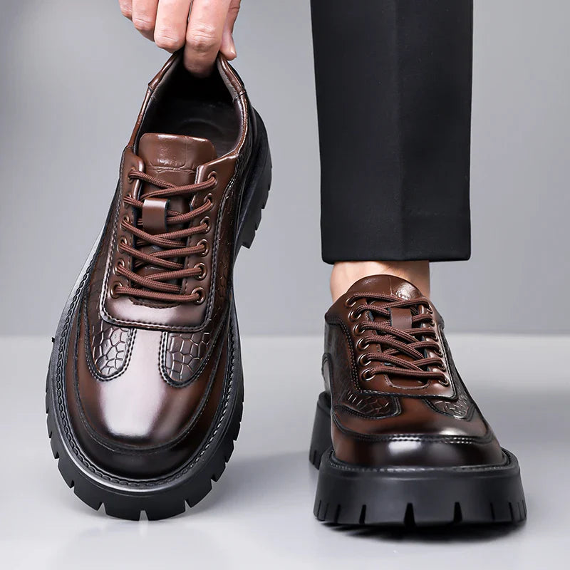 Retro Brown Men's Banquet Leather Shoes Thick Soled Wear-resistant Work Shoes2025 Classic Brand Men's Business Dress Shoes