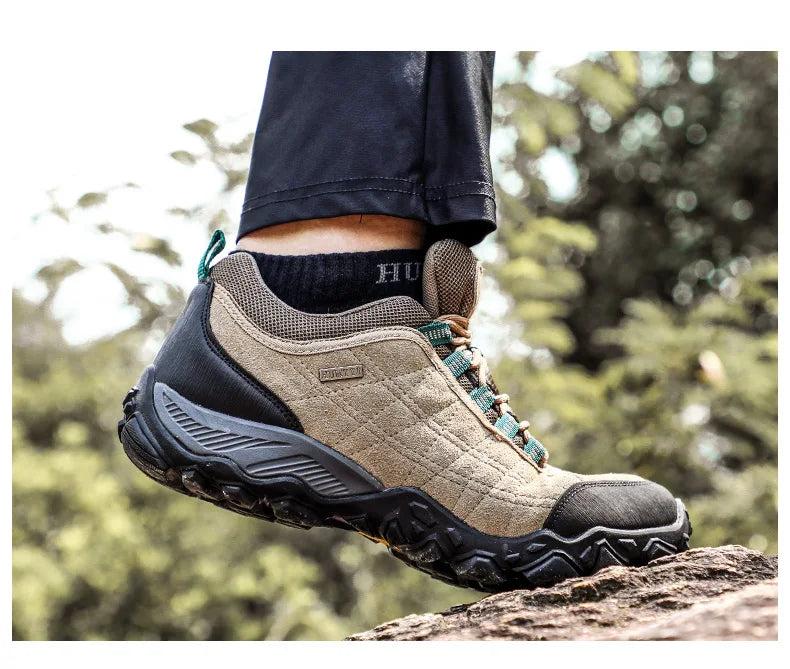 Hiking Shoes Mens Luxury Designer Winter Climbing Trekking Sneakers for Men Leather Outdoor Sports Work Man Shoes 110282A