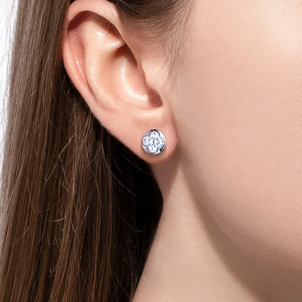 2cttw Four-Leaf Clover Cut Moissanite Bezel Earrings 925 Sterling Silver 18K Gold Plated Stud Earring for Women