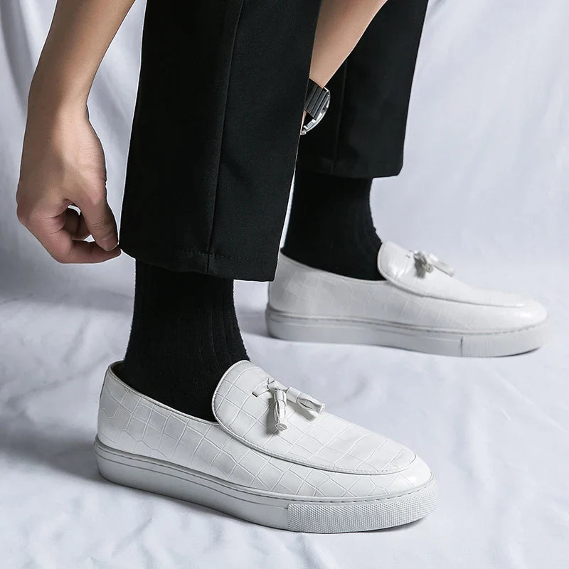 Zapatos De Hombre Loafers Men's Tassel Slip-On Comfortable Men Leather Shoes Casual Shoes Fashion Oxford Shoes Large Size 38-47