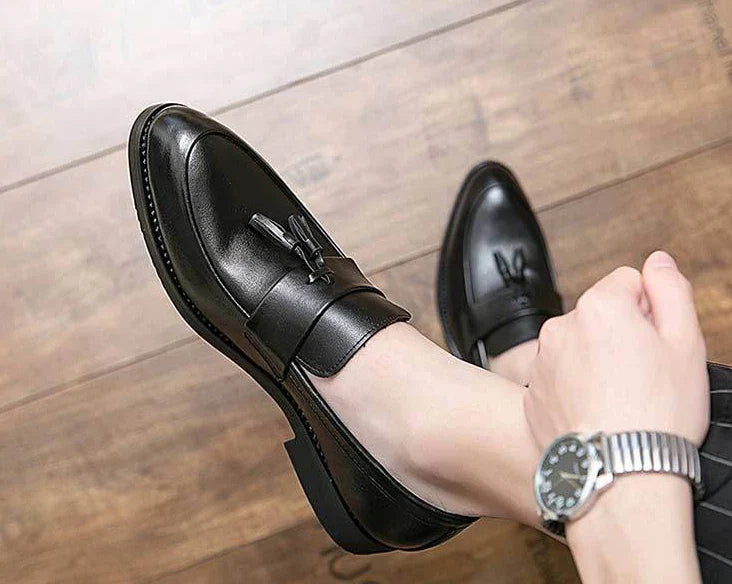 With Tassels Loafers Office Leather Shoes for Men Platform Thick Sole Pointed Toe Man Casual Shoe High Quality Fashion Elegant