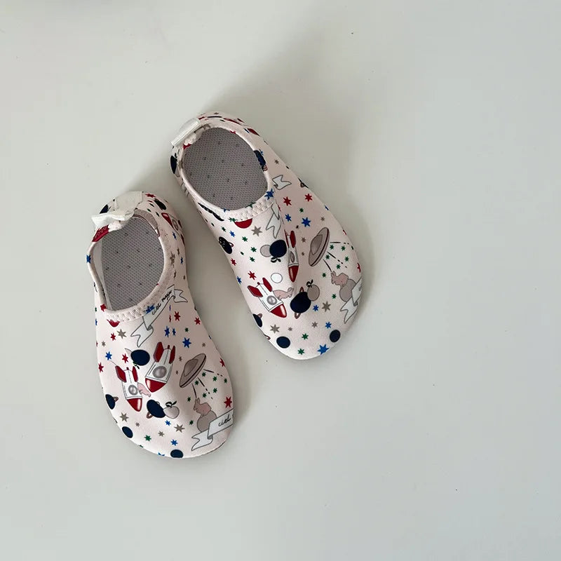 Kid Beach Shoes Water Park Gril Boy Socks Anti Slip Swimming Shoe Soft Sole Skin Sticking Beach Hiking Shoe Snorkeling Shoes